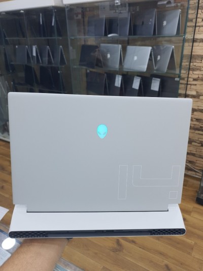 Alienware x14
