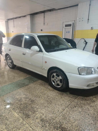 voitures-hyundai-accent-2012-gls-mascara-algerie