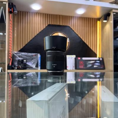 Canon 85mm RF f/2 MACRO IS STM