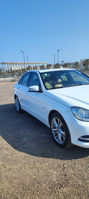 voitures-mercedes-classe-c-2013-belouizdad-alger-algerie