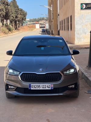 citadine-skoda-fabia-2022-style-avec-toit-panoramique-fouka-tipaza-algerie