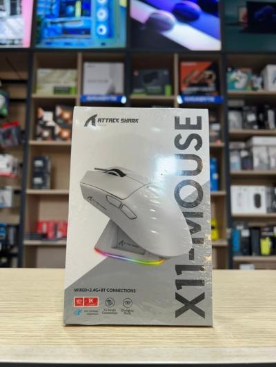 SOURIS ATTACK SHARK X11 + STAND ( WHITE )