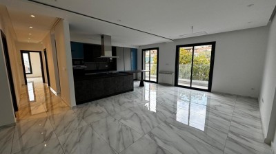 بيع شقة 4 غرف الجزائر بئر خادم