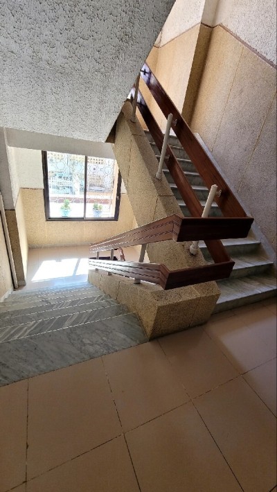 كراء شقة 4 غرف الجزائر العاشور