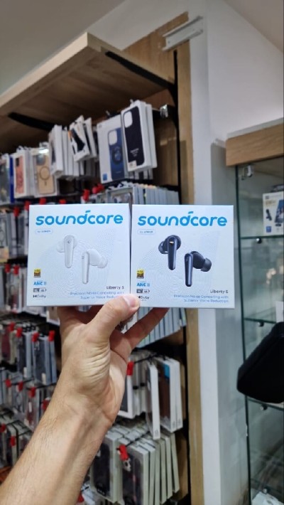 Bluetooth Anker Soundcore Liberty 5 Noise-Cancelling Earbuds with Dolby Audio