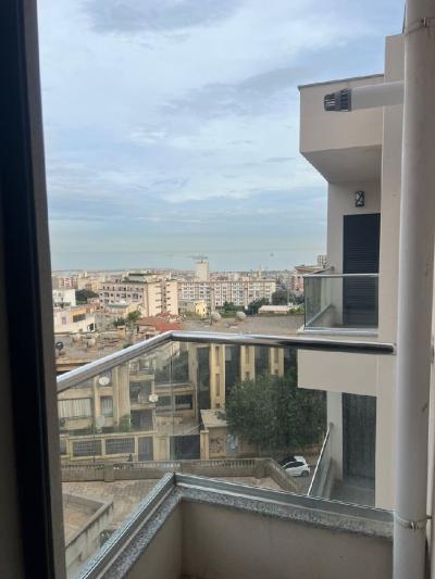 Location Appartement F4 Alger Kouba