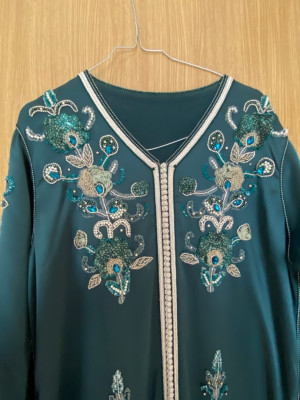 tenues-traditionnelles-caftan-bleu-vert-oran-algerie
