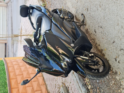 motos-et-scooters-yamaha-tmax-sx-2018-setif-algerie