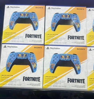 MANETTE PS5 FORTNITE