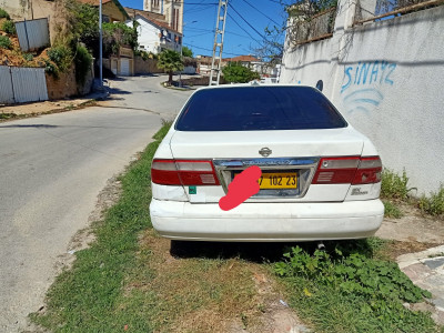 berline-nissan-sunny-2002-annaba-algerie