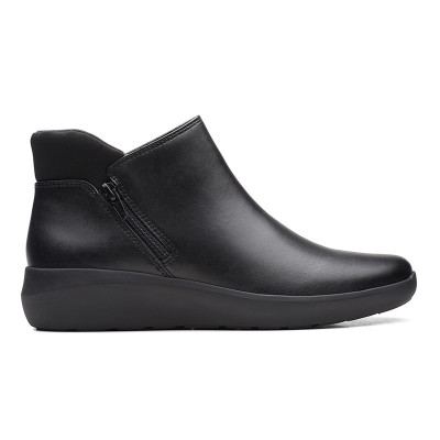 CLARKS Kayleigh Mid Black