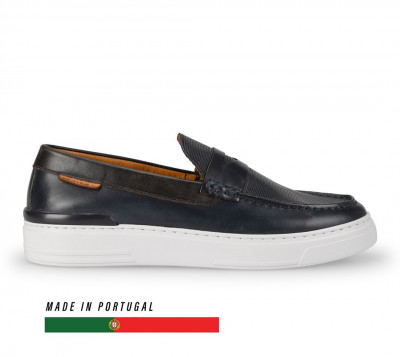 AMBITIOUS Carson Leather Loafer