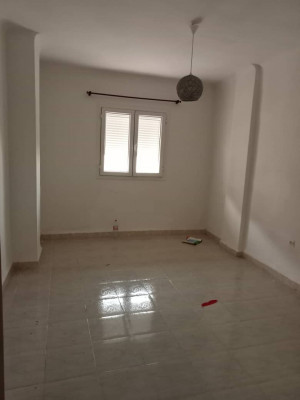 appartement-location-f3-alger-birkhadem-algerie