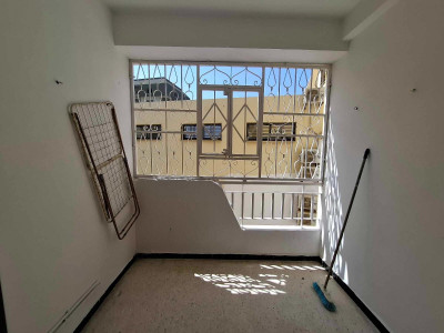 appartement-location-f4-alger-el-achour-algerie