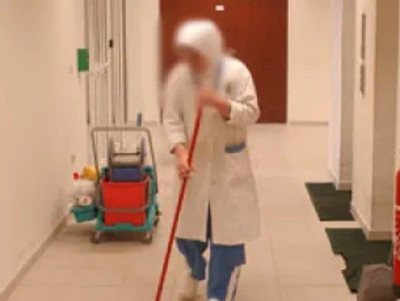 Société de nettoyage & entretien, femme de ménage