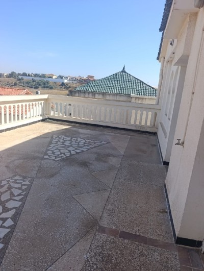 كراء فيلا الجزائر بئر خادم