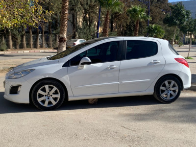 moyenne-berline-peugeot-308-2013-boufarik-blida-algerie