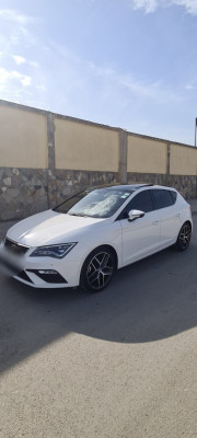 moyenne-berline-seat-leon-2019-fr-beats-bab-ezzouar-alger-algerie