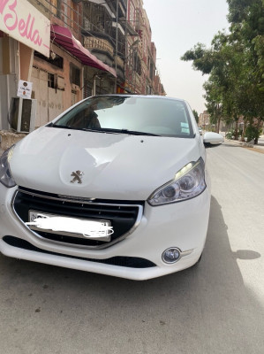 voitures-peugeot-208-2015-allure-algerie