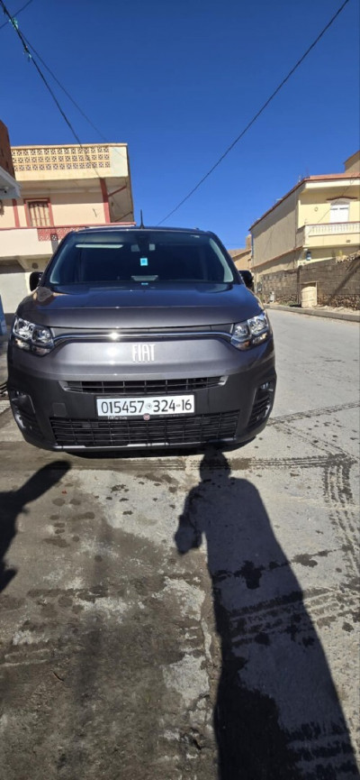 utilitaire-fiat-doblo-2024-fait-alger-centre-algerie