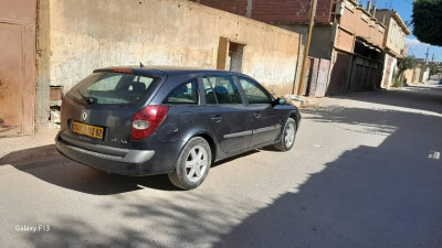 voitures-renault-laguna-2-2002-chlef-algerie