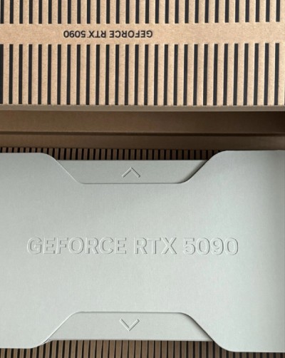 NVIDIA RTX 5090 FE NEUF