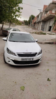 moyenne-berline-peugeot-308-2015-setif-algerie