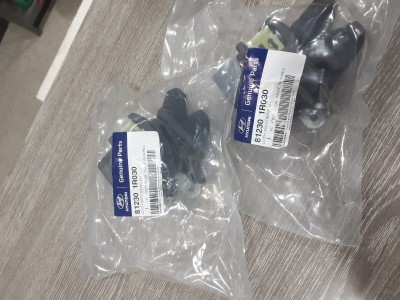 Gachette serrure malle électrique accent Rb sedan 4 portes 