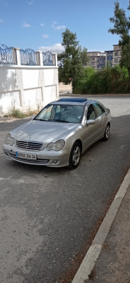 voitures-mercedes-classe-c-2004-220-oum-el-bouaghi-algerie