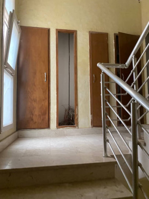 appartement-vente-f3-alger-el-harrach-algerie