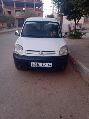 voitures-citroen-berlingo-2012-djendel-ain-defla-algerie