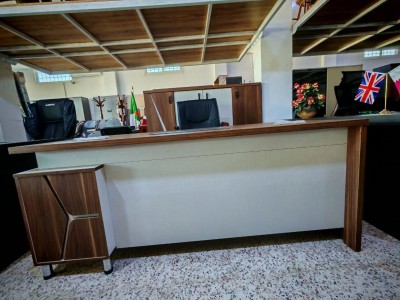 Ensemble de bureau PDG 4pcs (notre production)