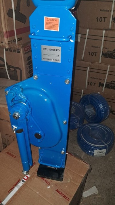 Cric à crémaillère 10 tonnes