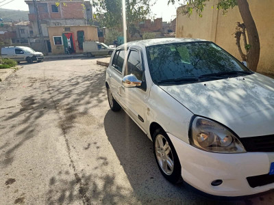 voitures-renault-clio-campus-2012-bye-boudouaou-boumerdes-algerie