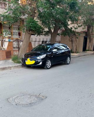 berline-hyundai-accent-2018-rb-bou-ismail-tipaza-algerie