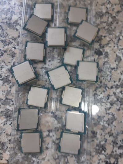 Processeur intel  pentium G3240