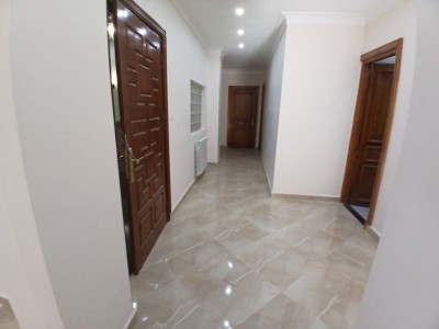 Location Appartement Niveau de villa F4 Alger Saoula