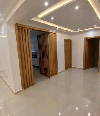 Sell Apartment F4 Alger Bordj el bahri