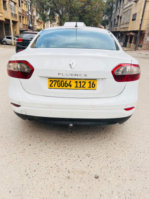 voitures-renault-fluence-2012-mohammadia-alger-algerie