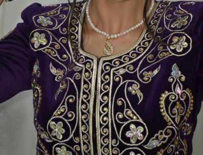 tenues-traditionnelles-karakou-bab-el-oued-alger-algerie