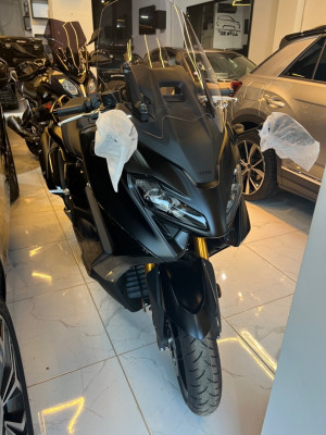 motos-et-scooters-yamaha-tmax-tech-max-562-2024-hydra-alger-algerie