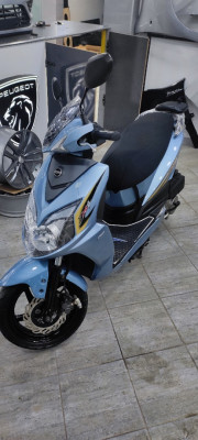 motos-scooters-sym-jet4-2022-bir-el-djir-oran-algerie