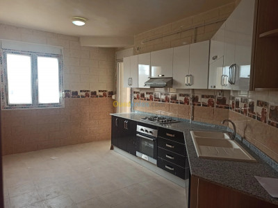 appartement-location-f4-alger-bordj-el-bahri-algerie