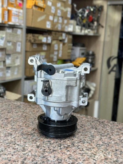 COMPRESSEUR CLIM FIAT 500. ORIGINAL 