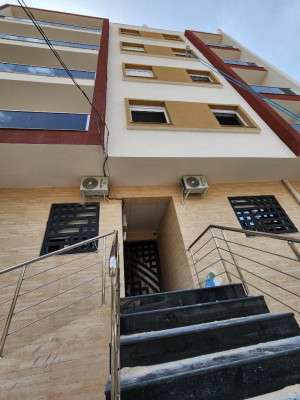 بيع شقة 3 غرف الجزائر برج البحري