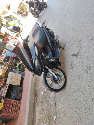 motorcycles-scooters-moto-omg-2018-lakhdaria-bouira-algeria
