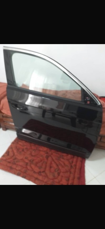 Porte avant droite t-roc