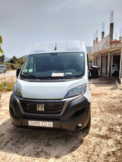 fourgon-ducato-fiat-2023-amizour-bejaia-algerie