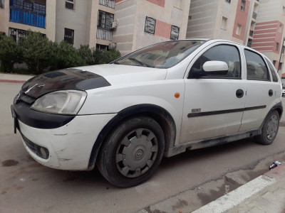 سيارة-صغيرة-opel-corsa-2001-العلمة-سطيف-الجزائر
