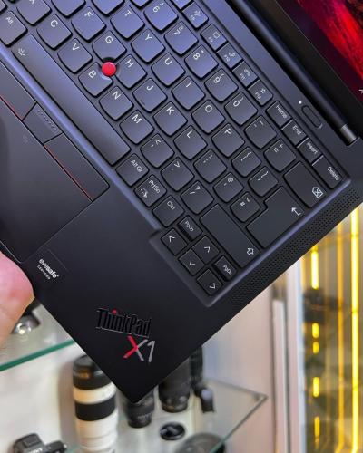 Lenovo ThinkPad X1 Carbon Gen10 i7-12TH OLED X